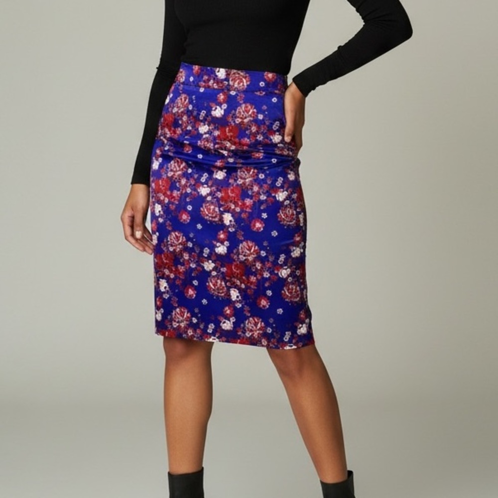 🦋 Boulee Rose Print Monica Pencil Skirt - Picture 4 of 14